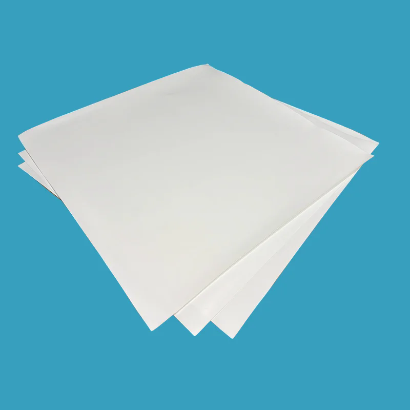 Waarom is de compatibiliteit van vulstoffen van belang bij het kiezen van gemodificeerde PTFE-platen?